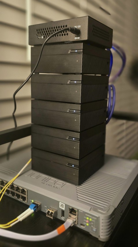 mini-pc-cluster